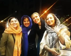 نرگس فولادوند