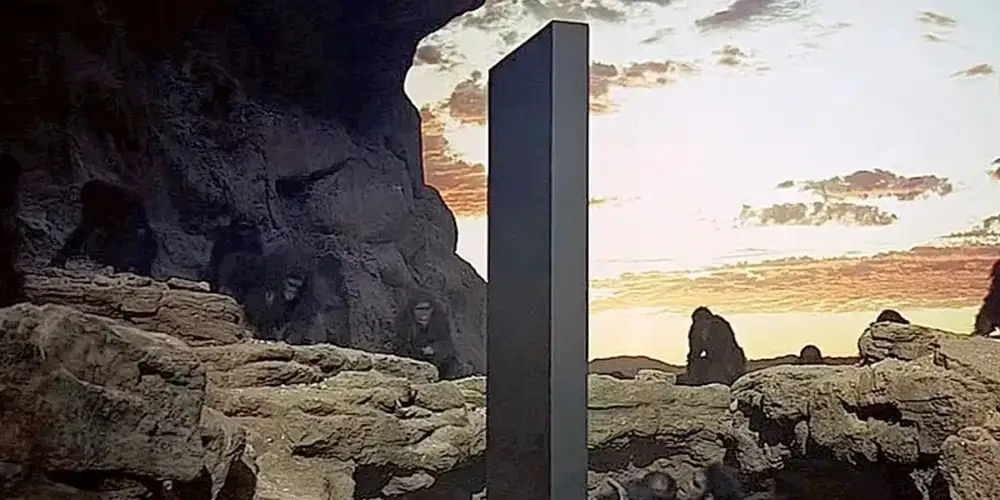 نقد فیلم ۲۰۰۱: یک ادیسه فضایی 2001: A Space Odyssey