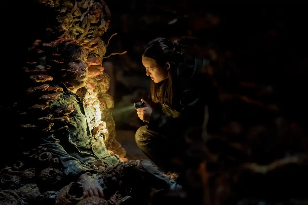 تفاوت بازی و سریال the last of us