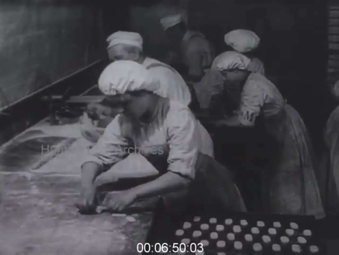 فیلم صنعتی بازدید از کارخانه بیسکویتسازی پیک فِرین و شرکا